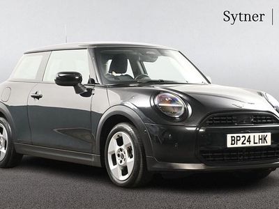 Used Mini Cooper Hatch 154 HP (113 kW) 2024 Black Hatchback