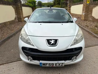 Używany Peugeot 207 CC GT 2009 Biały Kabriolet