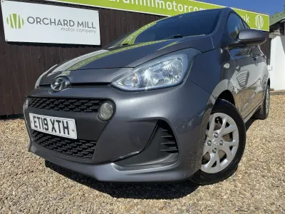 Used Hyundai i10 SE 66 HP (48 kW) 2019 Grey Hatchback