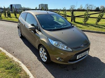 Used Ford Fiesta Titanium 96 HP (70 kW) 2011 Brown Hatchback