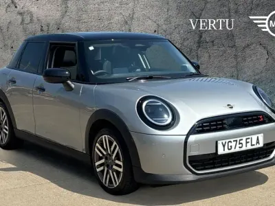 Used Mini Cooper S Hatch 201 HP (147 kW) 2025 Silver Hatchback
