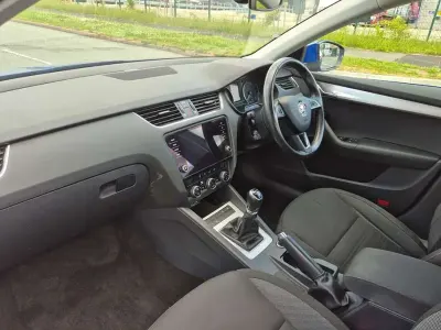 Begagnad Skoda Octavia SE Technology 113 HK (83 kW) 2019 Blå Halvkombi