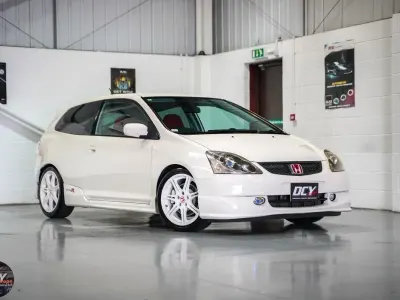 Used Honda Civic Type R 212 HP (155 kW) 2005 White Hatchback