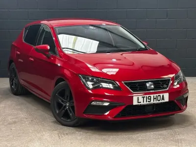 Used Seat Leon FR 130 HP (95 kW) 2019 Red Hatchback