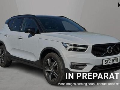 Usado Volvo XC40 R-Design 163 HP (119 kW) 2021 Prateado SUV