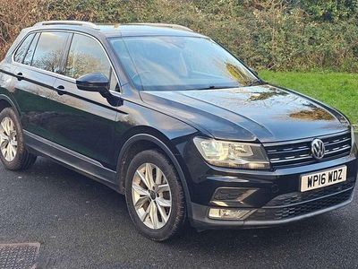 Black Used 2016 VW Tiguan SE SUV | £9,495 (Fair price)