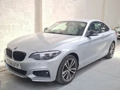Usado BMW 218 Sport Line 136 HP (100 kW) 2018 Prateado Coupé