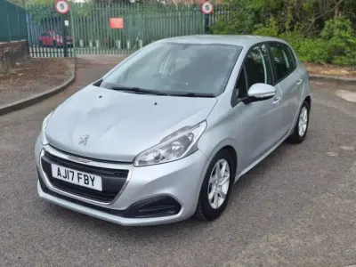 Gebraucht Peugeot 208 Active 2017 Silber Kleinwagen