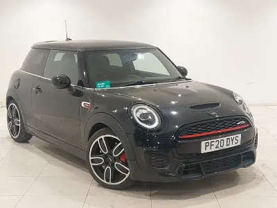 Używany Mini John Cooper Works 231 KM (169 kW) 2020 Czarny Hatchback