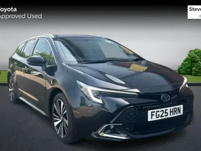 Used Toyota Corolla Design 140 HP (102 kW) 2025 Black Estate