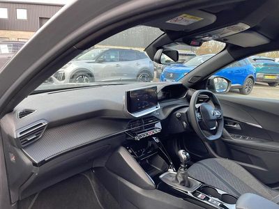 Used Peugeot 2008 Allure 129 HP (94 kW) 2024 Grey SUV