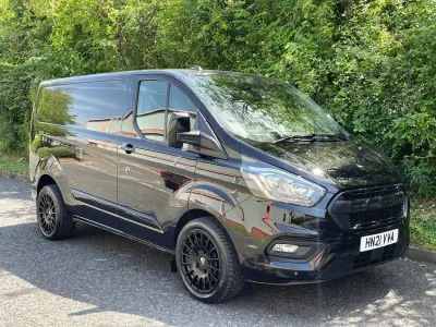 Used Ford Transit Custom Limited 130 HP (95 kW) 2021 Black Van