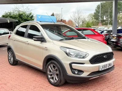 Begagnad Ford Ka Plus Active 85 HK (62 kW) 2018 Silver Halvkombi