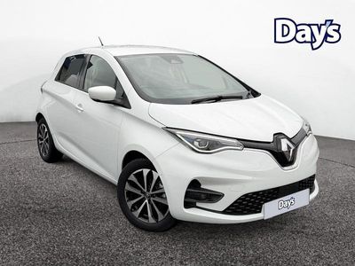 White Used 2022 Renault Zoe GT-Line Hatchback | £11,999 (Fair price)