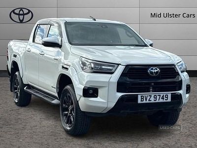 Usado Toyota HiLux 201 HP (147 kW) 2021 Branco Pickup