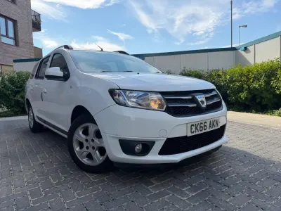 Used Dacia Logan MCV Lauréate 2016 White Estate