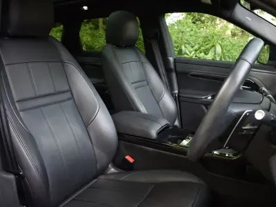 Used Land Rover Range Rover evoque SE Dynamic 2022 Fuji white with ebony perforated hide SUV
