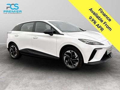 Used MG MG4 EV SE 2023 White Hatchback