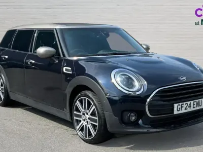 Used Mini Cooper Clubman Exclusive 136 HP (100 kW) 2024 Blue/black Estate