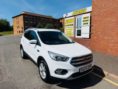 Used Ford Kuga Titanium 120 HP (88 kW) 2017 White SUV