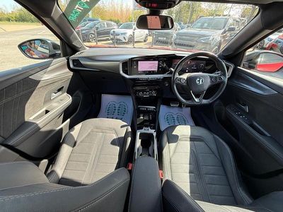 Używany Vauxhall Mokka Edition 98 kW (134 KM) 2021 Czerwony SUV