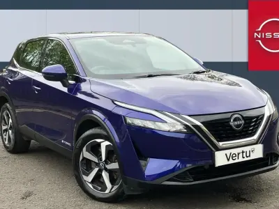 Używany Nissan Qashqai Acenta Premium 190 KM (139 kW) 2023 Niebieski SUV