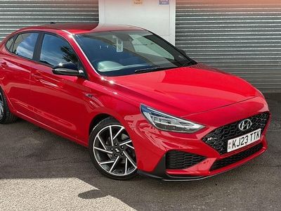 Begagnad Hyundai i30 N Line 159 HK (116 kW) 2022 Röd Halvkombi