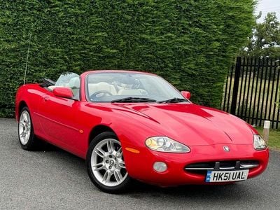 Jaguar XK8