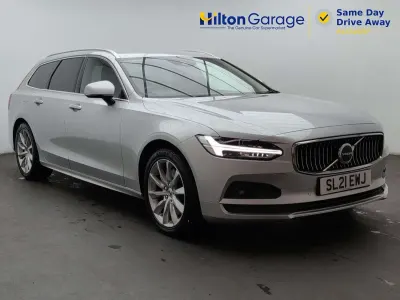 Used Volvo V90 Momentum 194 HP (142 kW) 2021 Silver Estate