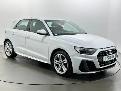 Begagnad Audi A1 Sportback S-Line 110 HK (80 kW) 2021 Vit Halvkombi