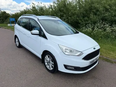 Used Ford Grand C-Max Zetec 120 HP (88 kW) 2016 White MPV