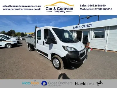 Used Peugeot Boxer Business-Line 140 HP (102 kW) 2022 White Van