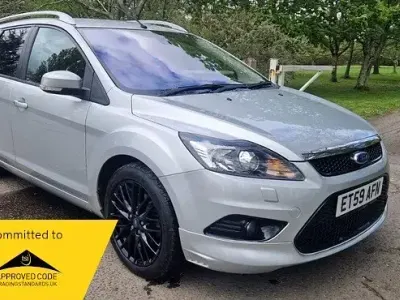 Used Ford Focus Titanium 136 HP (100 kW) 2010 Silver Estate