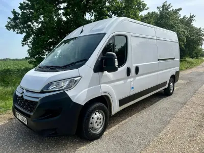 Used Citroën Relay 140 HP (102 kW) 2023 White Van
