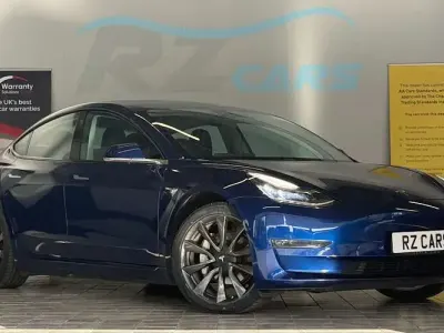 Używany Tesla Model 3 Long Range AWD 258 kW (351 KM) 2023 Sedan/Limuzyna