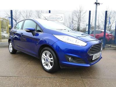 Used Ford Fiesta Zetec 82 HP (60 kW) 2015 Blue Hatchback