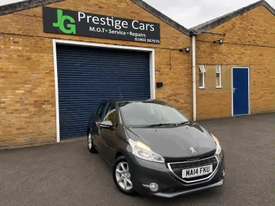 Used Peugeot 208 Active 82 HP (60 kW) 2014 Grey Hatchback