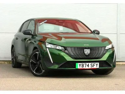Used Peugeot e-308 Allure 114 kW (156 HP) 2024 Green Hatchback