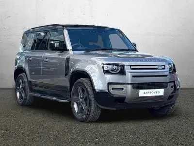 Usado Land Rover Defender SE Dynamic 2024 Cinzento SUV