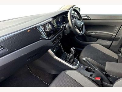 Used VW Polo Life 95 HP (69 kW) 2023 White Hatchback