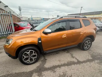 Usado Dacia Duster Prestige 115 HP (84 kW) 2019 Laranja SUV