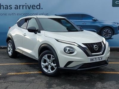 Used Nissan Juke N-Connecta 114 HP (83 kW) 2021 White SUV