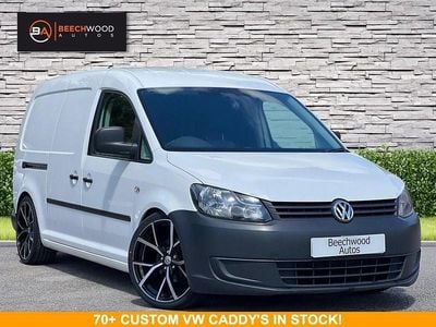 Used VW Caddy Maxi 102 HP (75 kW) 2012 White MPV