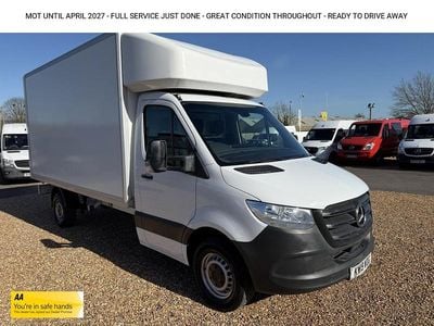 Używany Mercedes Sprinter 143 KM (105 kW) 2019 Biały Van