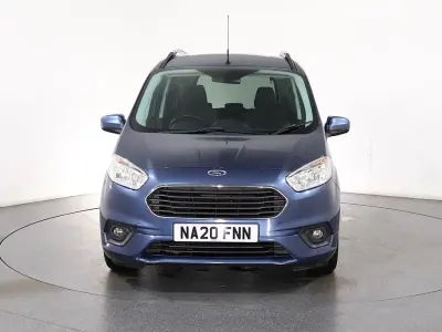 Usado Ford Tourneo Courier Titanium 2020 Azul Monovolumen