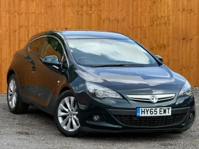 Used Vauxhall Astra GTC SRi 2015 Green Hatchback