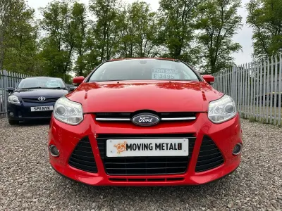 Used Ford Focus Titanium X 115 HP (84 kW) 2013 Red Hatchback