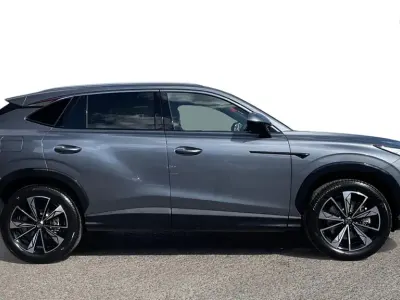 New MG HS 2026 Grey SUV