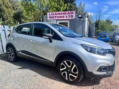 Used Renault Captur Dynamique 90 HP (66 kW) 2017 Silver SUV