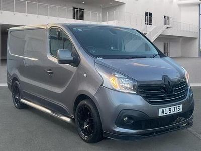 Grey Used 2019 Renault Trafic MPV | £8,993 (Good price)